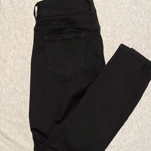 Torrid feel the fit jeggings!